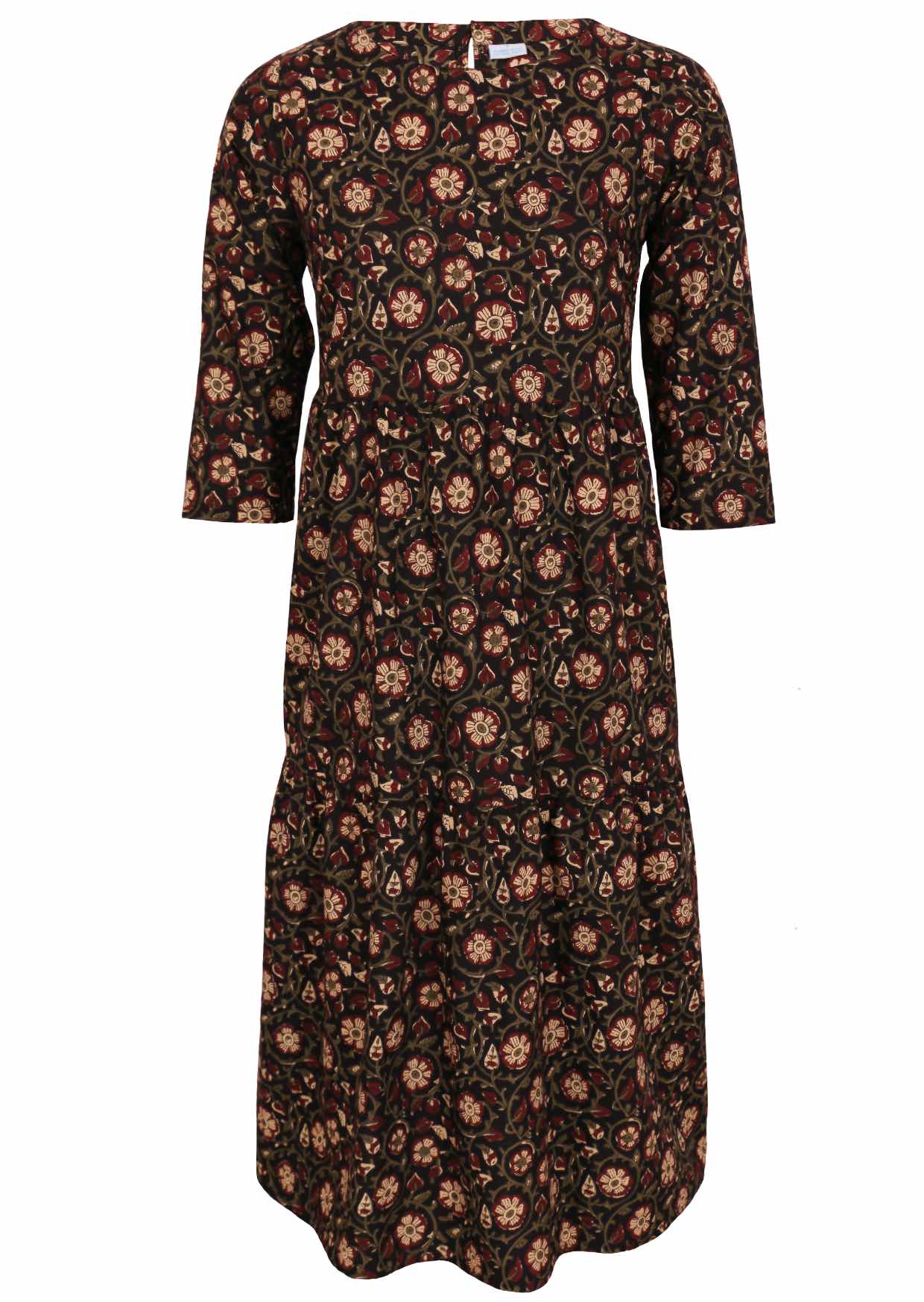 100% cotton maxi dress with 3/4 sleeves, round neckline and pockets..