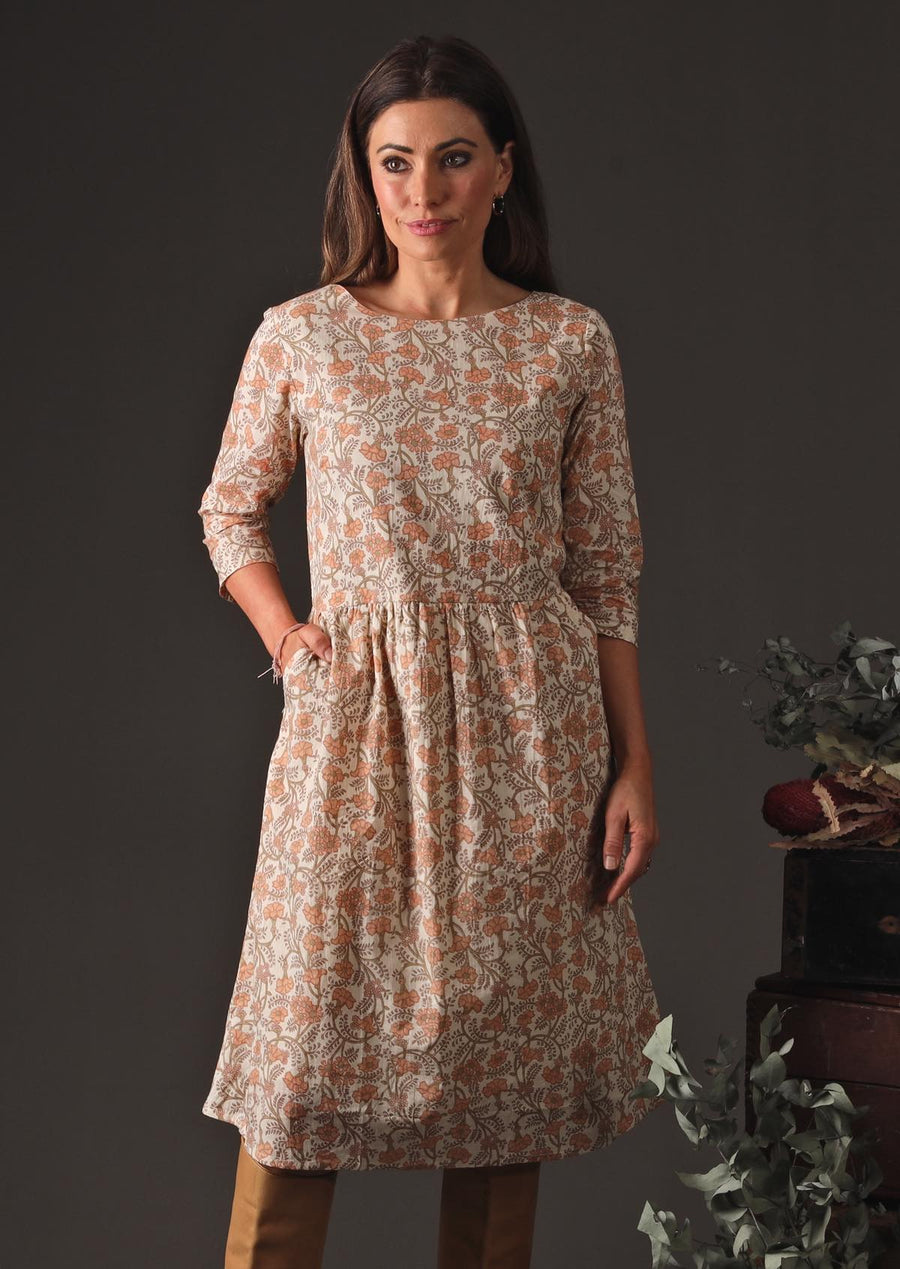 women's dress pleats at waist line