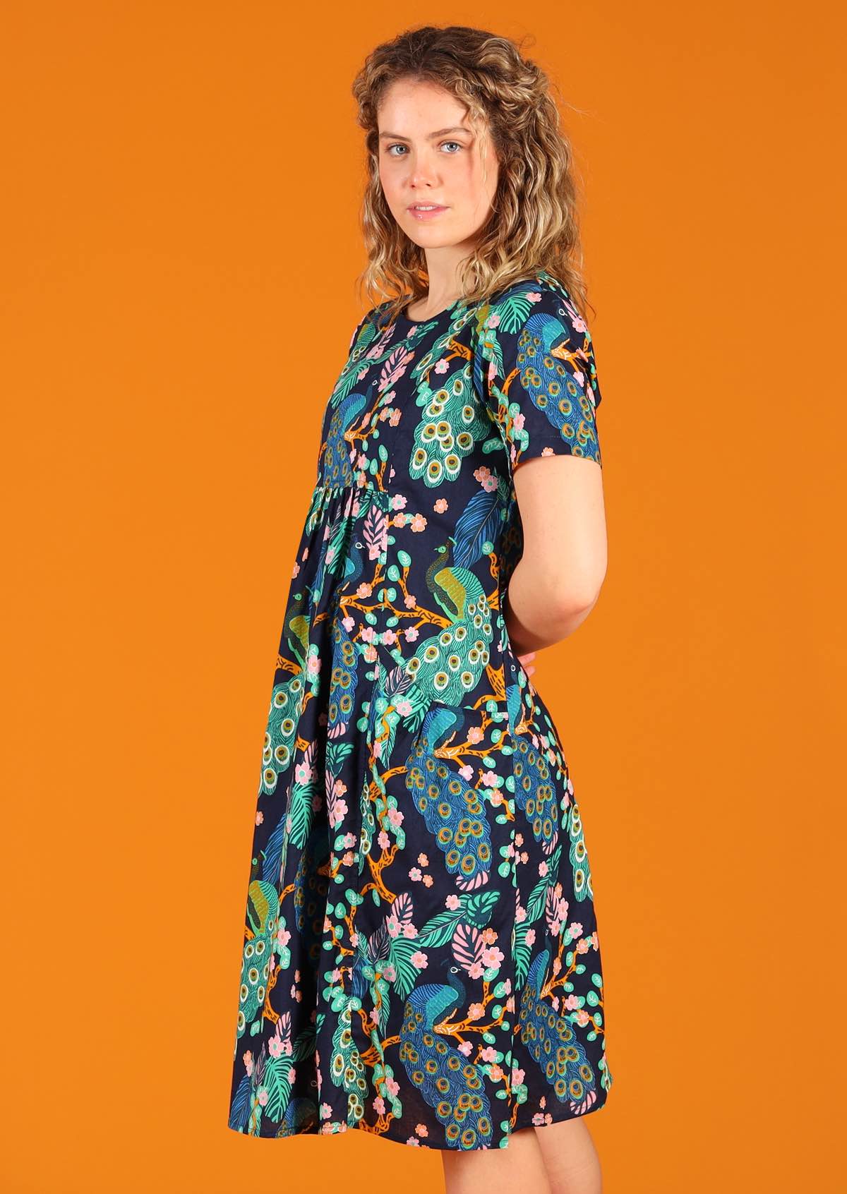 Woman lightweight cotton lined knee length dress