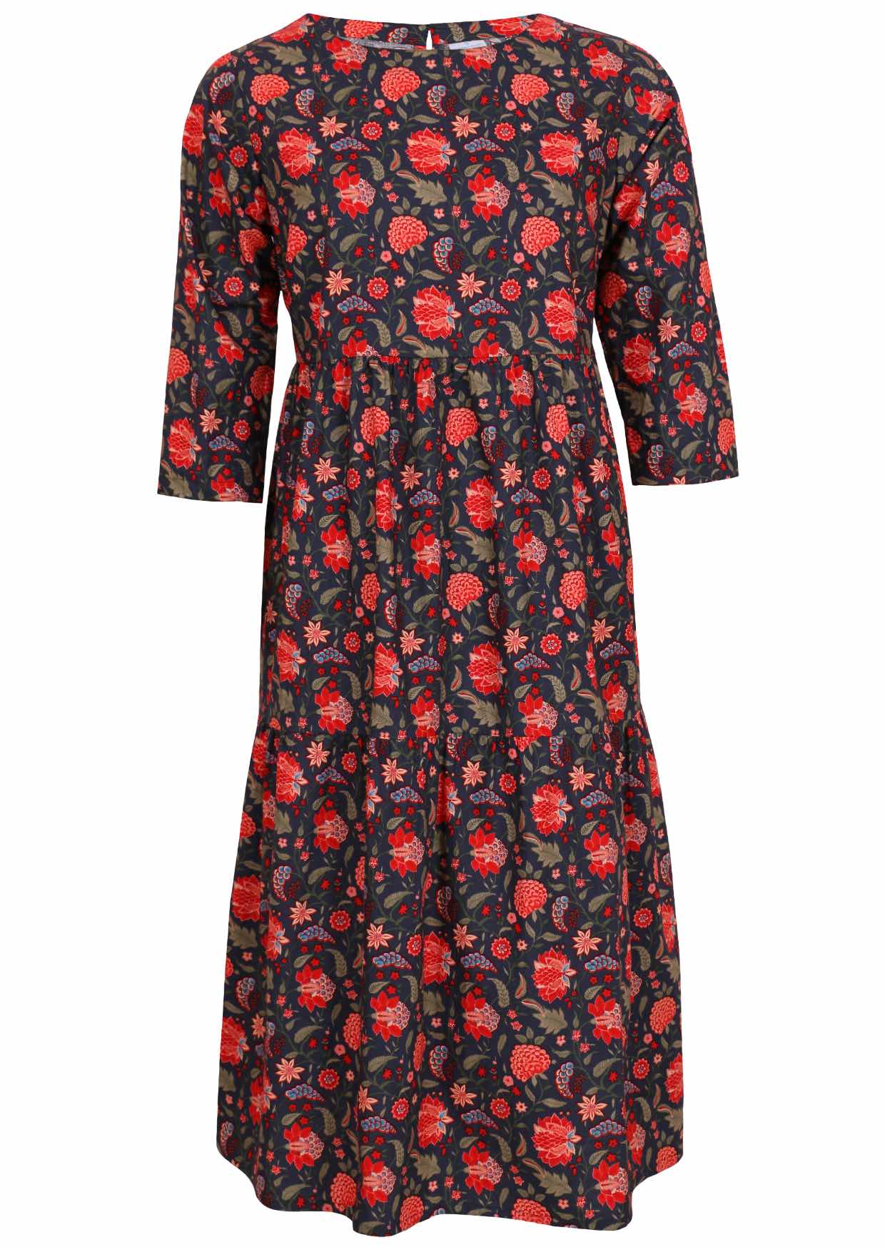 100% cotton maxi dress with 3/4 sleeves, round neckline and pockets front view