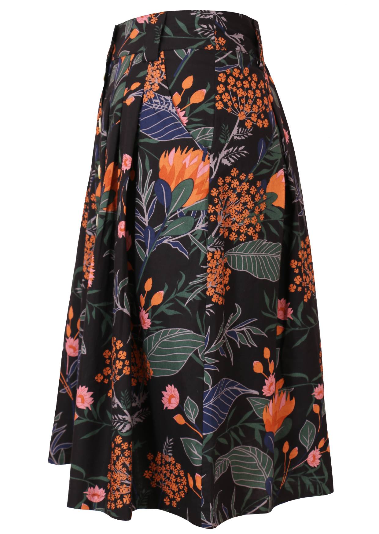 Knee length button cotton skirt with box pleats, pockets and belt loops