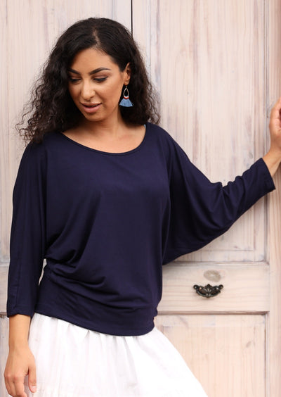 loose fitted women's basic long sleeve top