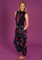 high waisted pant with hidden side pockets