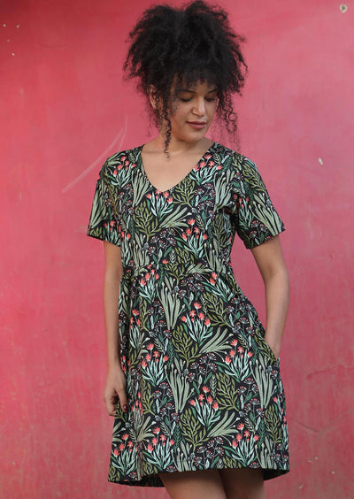 Women in 100% Cotton Dress Above the Knee Length