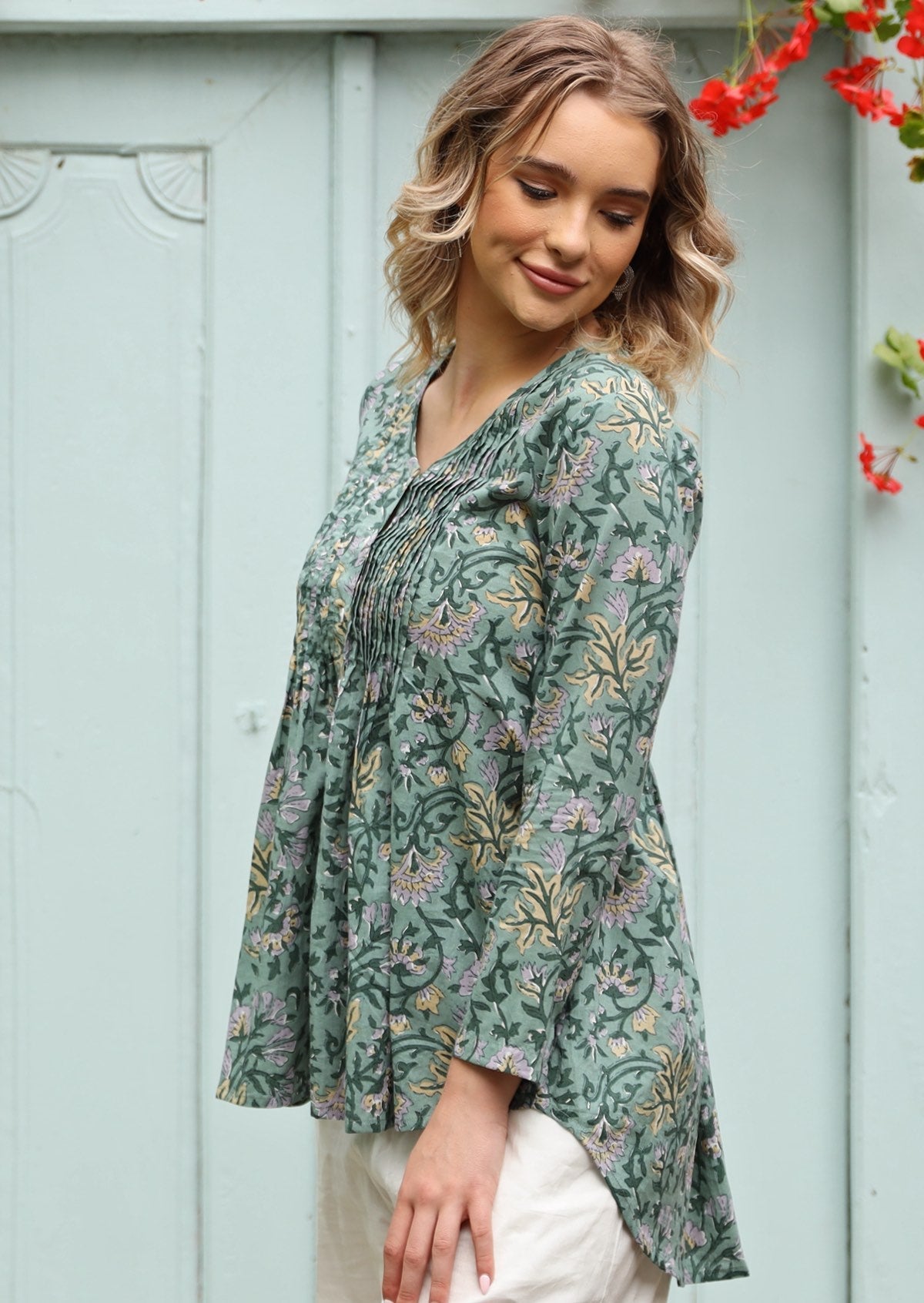 100% cotton uneven hem women's long sleeve top